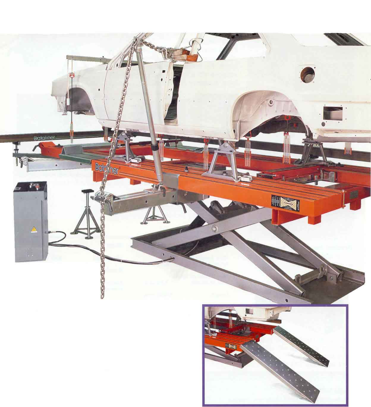 The Versatile DL 3000 G With Scissors Lift